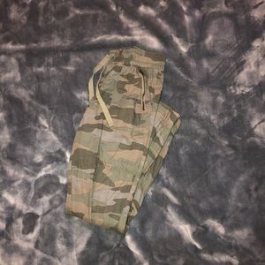 Camo pants!!